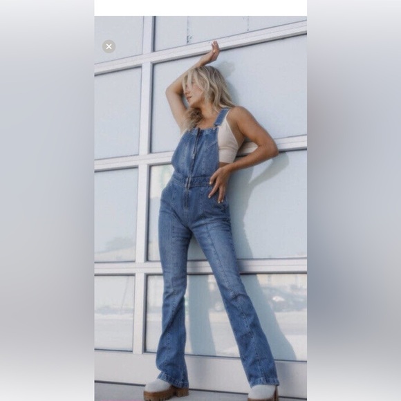 Free People Camilla Slim Bootcut Overall Jumpsuit Corduroy XS NWOT - Picture 3 of 7